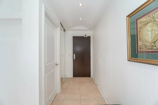 Additional image 6 of 100 John St Unit 1806