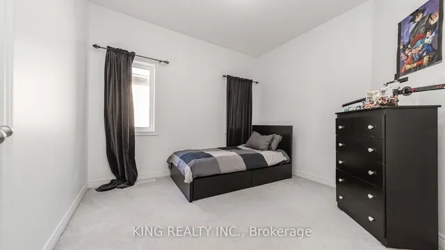 Additional image 30 of 22 Exhibition Cres