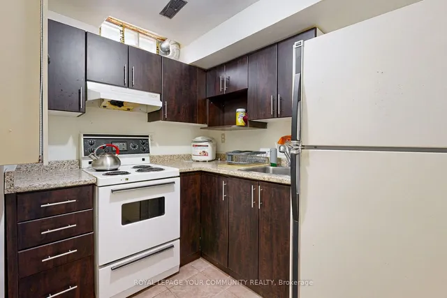 Additional image 35 of 50 Denlow Dr