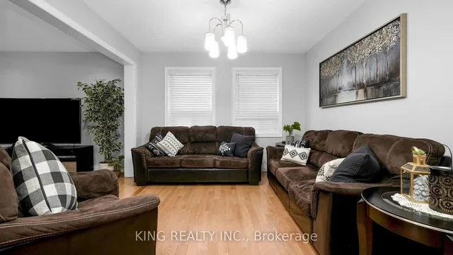 Additional image 6 of 81 Turquoise Cres