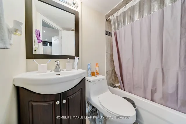 Additional image 28 of 56 POMELL Tr