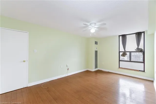 Additional image 23 of 18 Knightsbridge Rd Unit 1704