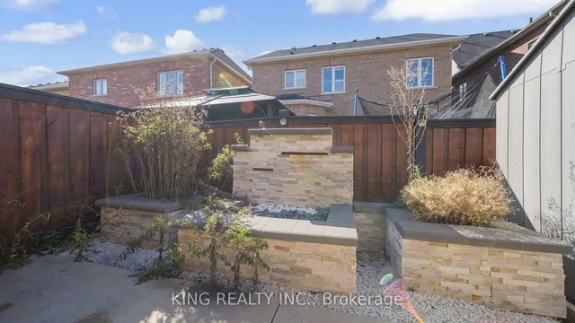 Additional image 39 of 22 Exhibition Cres