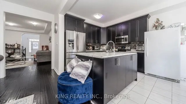 Additional image 17 of 22 Exhibition Cres