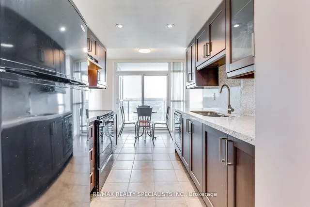 Additional image 12 of 9 George St Unit 702