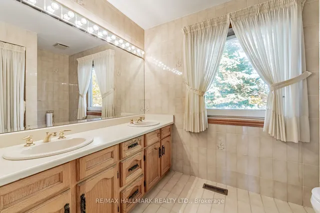 Additional image 34 of 8 Ryckman Lane