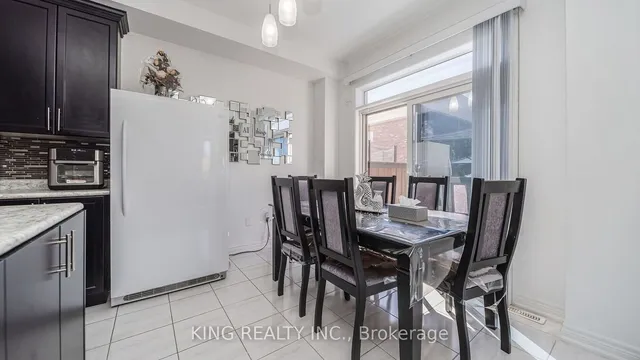 Additional image 16 of 22 Exhibition Cres