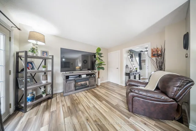 Additional image 8 of 33 Deerpark Cres