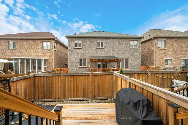 Additional image 24 of 126 Agava Cres