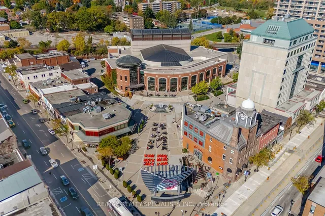 Additional image 37 of 100 John St Unit 1806