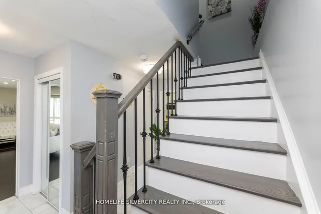 Additional image 17 of 8 Bedford Cres