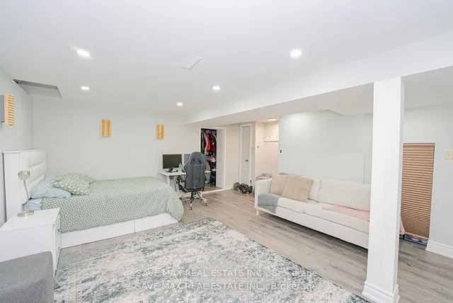 Additional image 31 of 181 Sunforest Dr