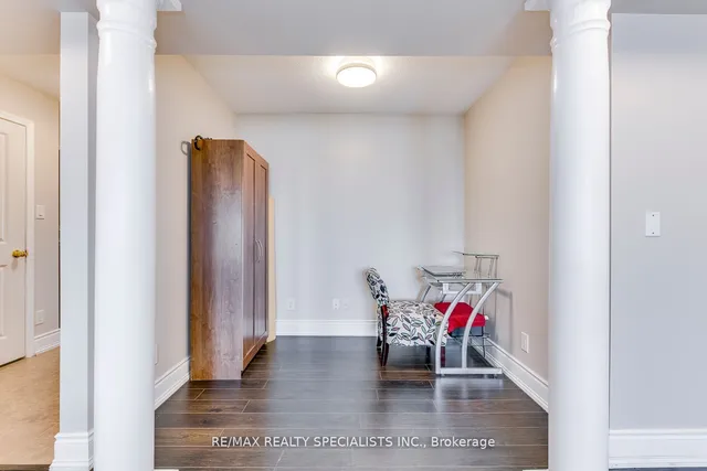 Additional image 10 of 9 George St Unit 702