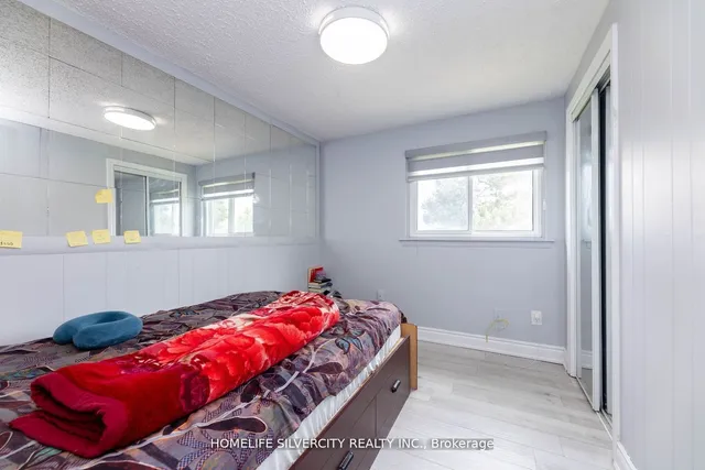 Additional image 27 of 8 Bedford Cres