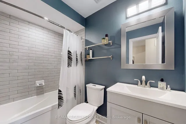 Additional image 20 of 38 Heathcliffe Sq