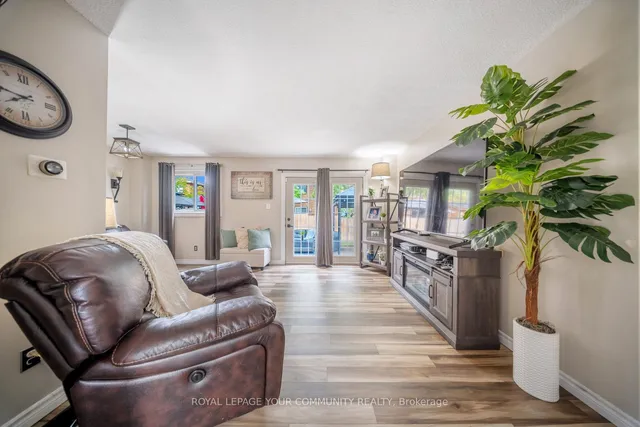 Additional image 6 of 33 Deerpark Cres