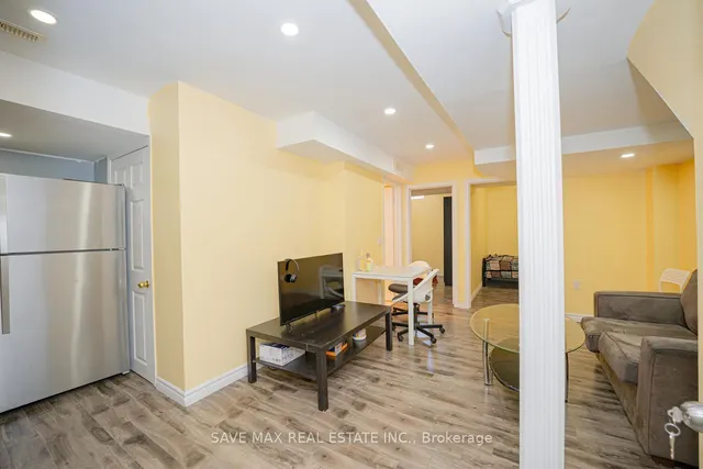 Additional image 29 of 30 Worthington Ave