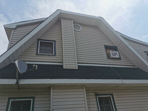 Additional image 2 of 702 Front Street