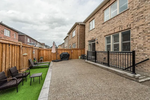 Additional image 38 of 15 Bachelor St