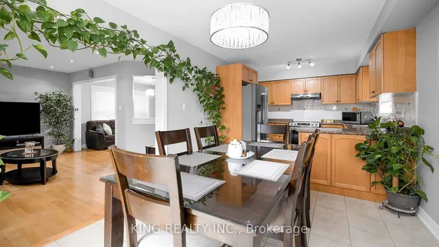 Additional image 13 of 81 Turquoise Cres