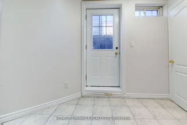 Additional image 35 of 45 Williamson Dr