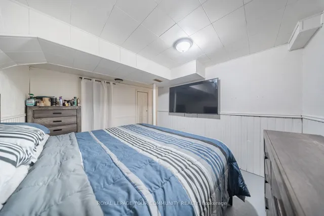 Additional image 31 of 33 Deerpark Cres