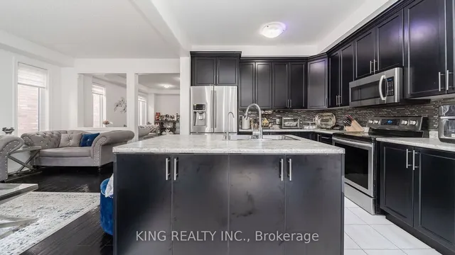 Additional image 18 of 22 Exhibition Cres