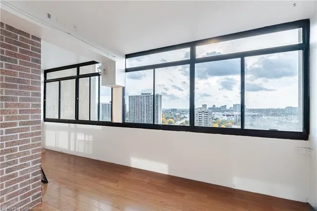 Additional image 30 of 18 Knightsbridge Rd Unit 1704