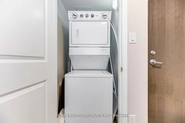 Additional image 22 of 9 George St Unit 702