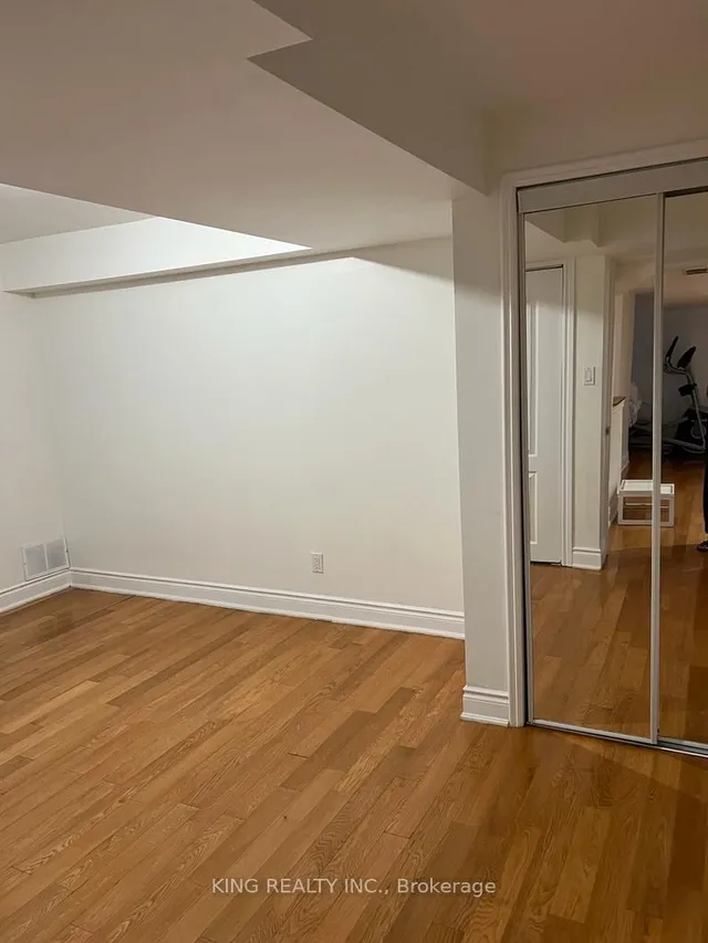 Additional image 34 of 81 Turquoise Cres