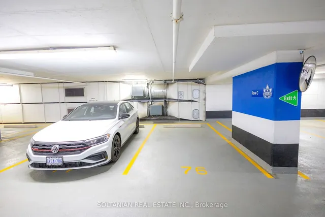 Additional image 32 of 55 Bremner Blvd Unit 1510