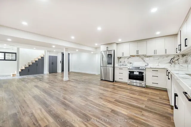 Additional image 31 of 47 Moore St