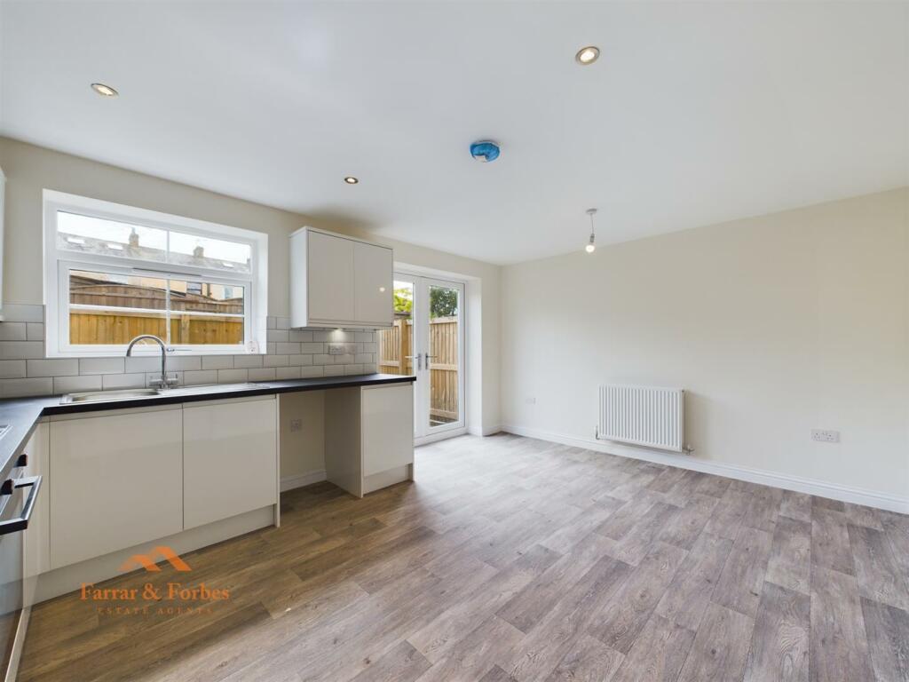 Additional image 36 of Melbourne Gardens, Burnley