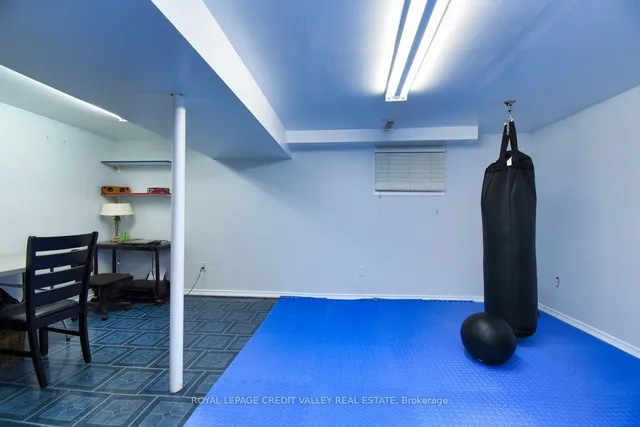 Additional image 25 of 141 Fleetwood Cres Unit 141