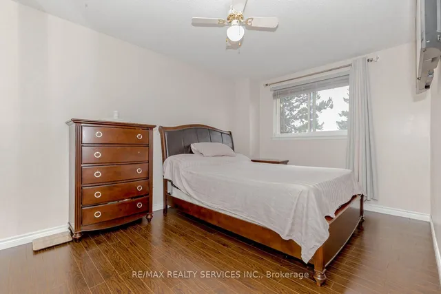 Additional image 28 of 82 Guildford Cres Unit 82