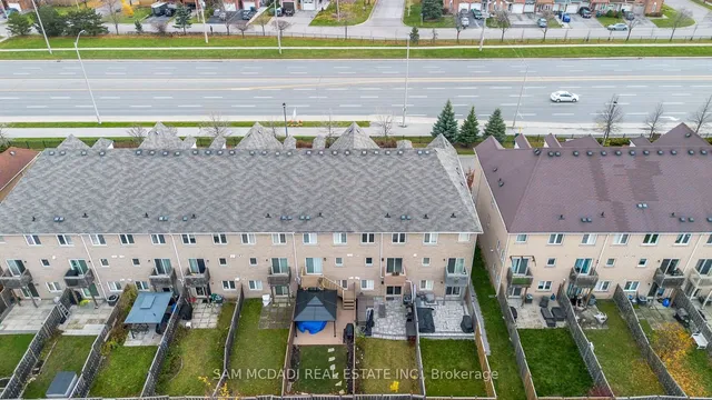 Additional image 40 of 745 Candlestick Circ