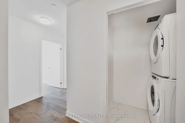 Additional image 36 of 405 Dundas St Unit PH05