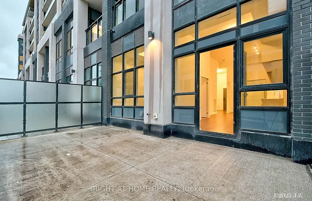 Additional image 17 of 405 Dundas St St Unit 112