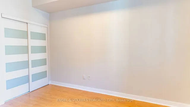 Additional image 18 of 500 Richmond St Unit 324