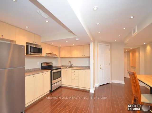 Additional image 34 of 949 Flute Way