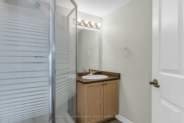 Additional image 19 of 2035 Appleby Line Unit 401