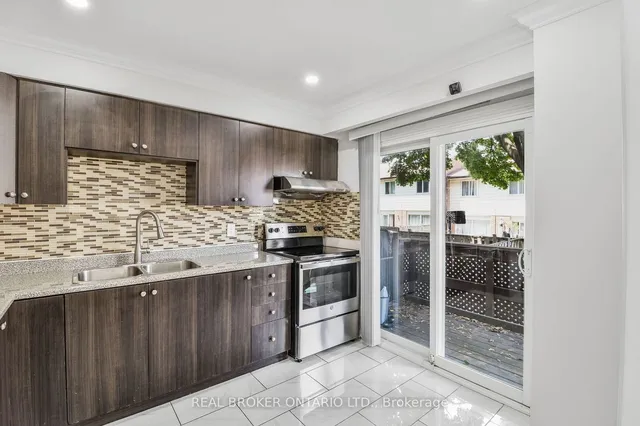 Additional image 7 of 7475 Goreway Dr