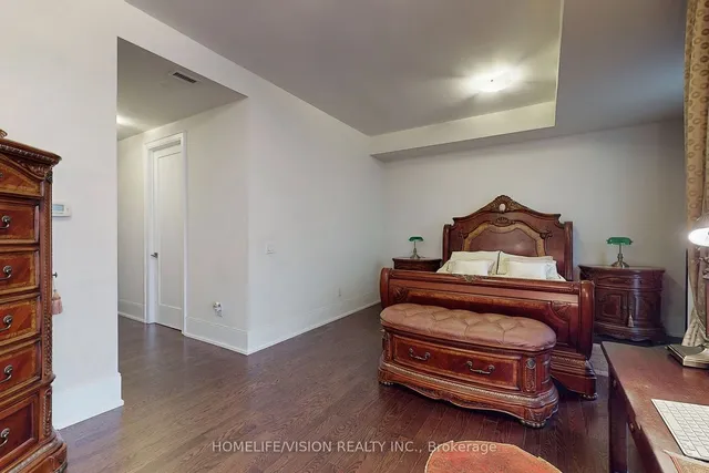 Additional image 15 of 70 Roehampton Ave Unit 2620