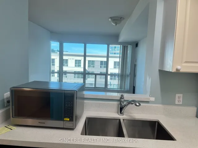 Additional image 3 of 8 Lee Centre Dr Unit 502