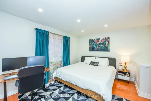 Additional image 31 of 4950 Albina Way Unit 20