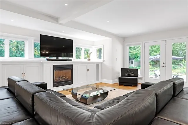 Additional image 17 of 1247 Cumnock Cres