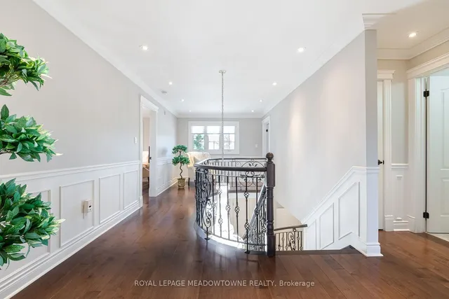 Additional image 21 of 6276 Donway Dr