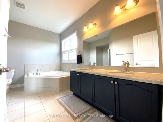 Additional image 20 of 115 Kaitting Tr