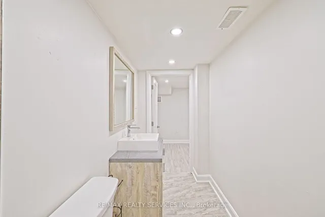 Additional image 36 of 2 Redfern St