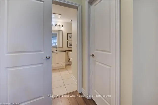 Additional image 15 of 216 OAK PARK Blvd Unit 226